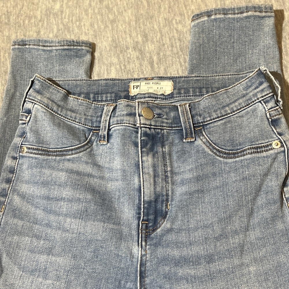 Free People Skinny Jeans Women Sz‎ 27 Light Blue Wash Stretch Boho Festival EUC - Picture 2 of 9